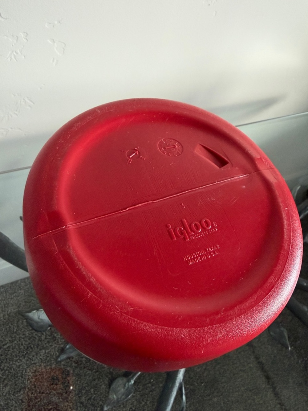 Vintage Igloo Elite 1/2 Gallon Insulated Water Jug Red & White. Pre-Owned - Picture 15 of 16